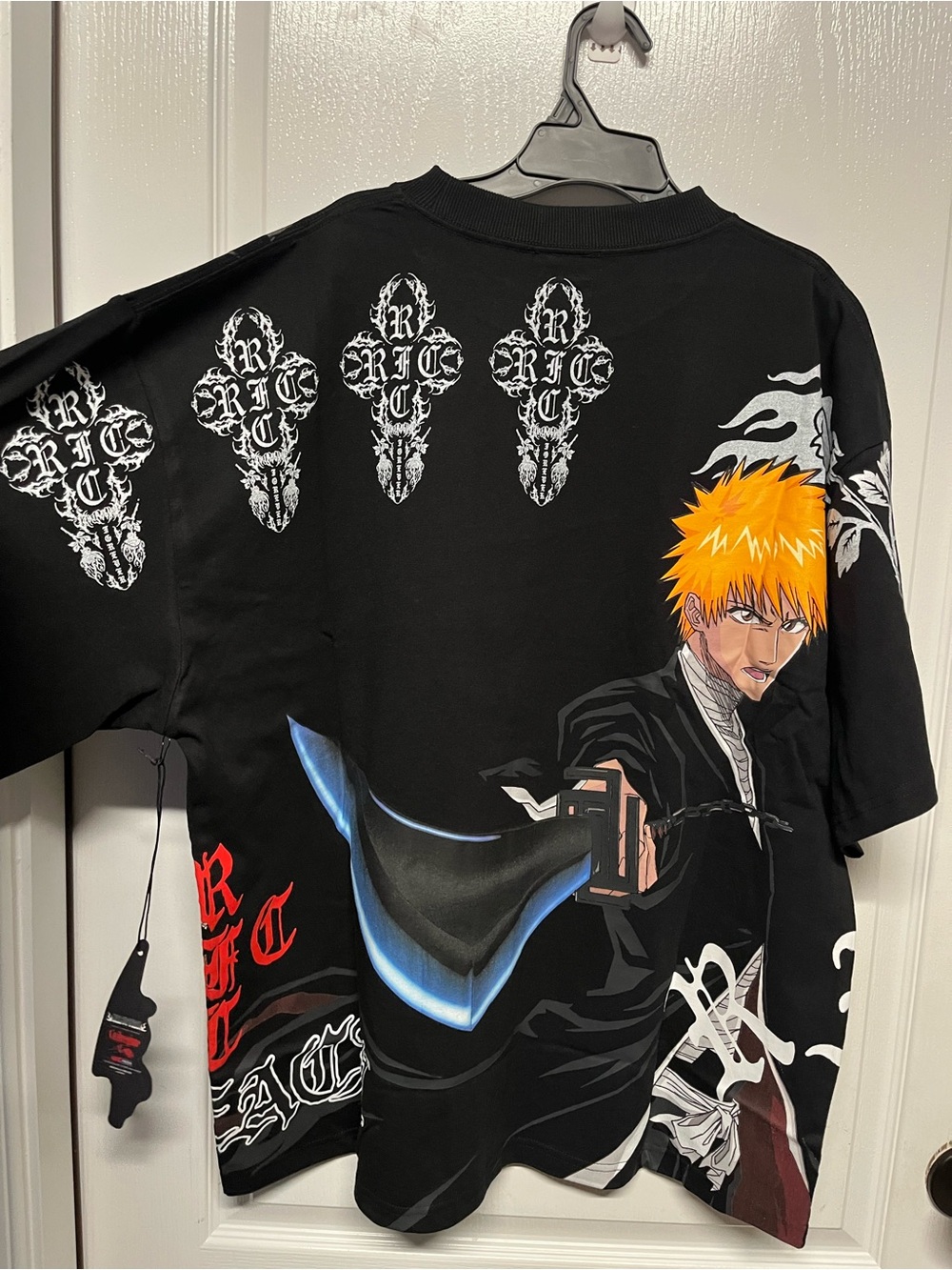 Civil Regime x Bleach Ichigo Kurosaki Oversized Graphic Tee Medium NWT Anime - Picture 6 of 9